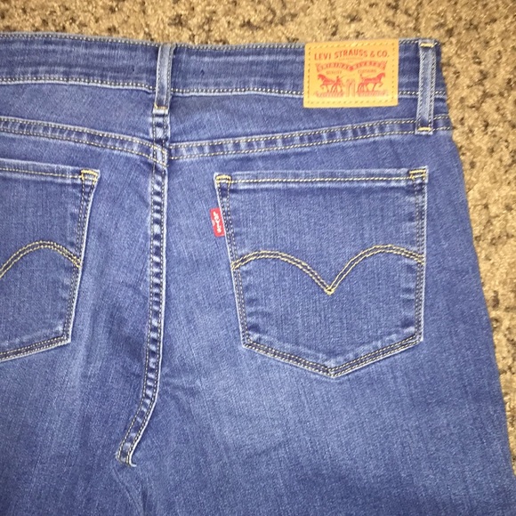 Levi’s Jeans 712 Slim Cut - Picture 8 of 8